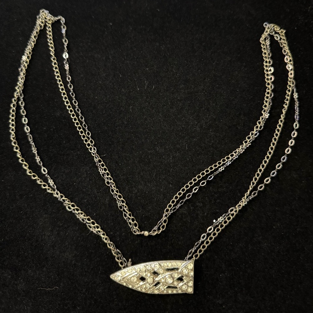 Vintage-Inspired Silver Multi-Strand Necklace with Diamond-Cut Pendant